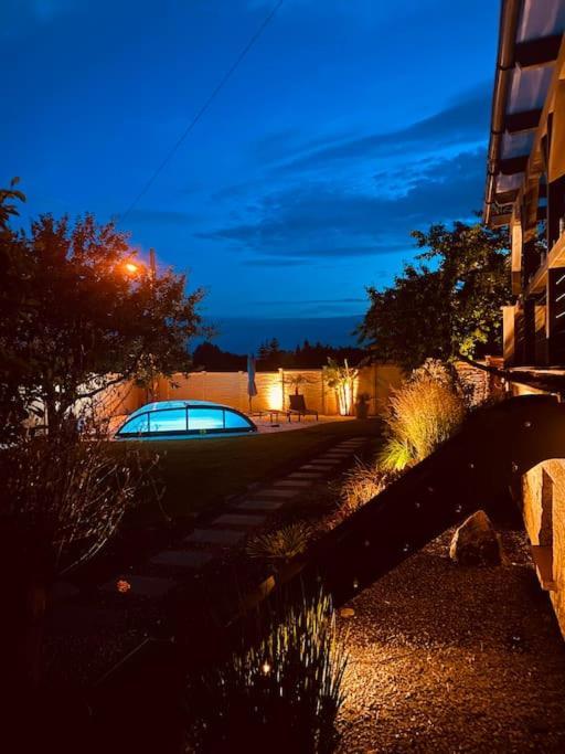 Pool, Sauna Und Blick Ins Gruene Wittenberg Экстерьер фото